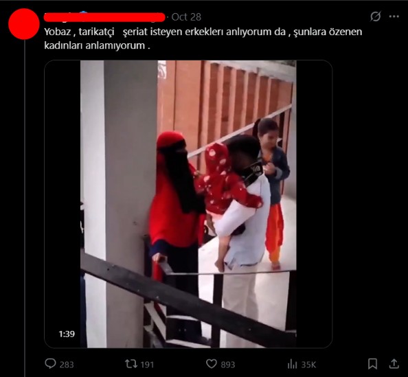 Yobaz, tarikatçı Şeriat isteyen erkekleri anlıyorum da şunlara özenen kadınları anlamıyorum